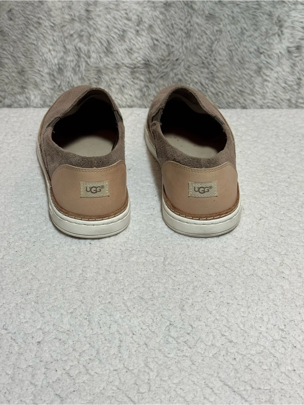 UGG elevate your